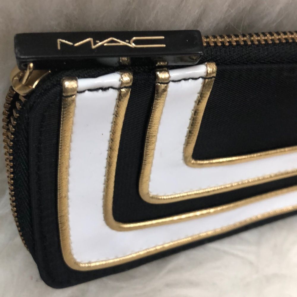 🆕 MAC Cosmetic Pouch Envelope